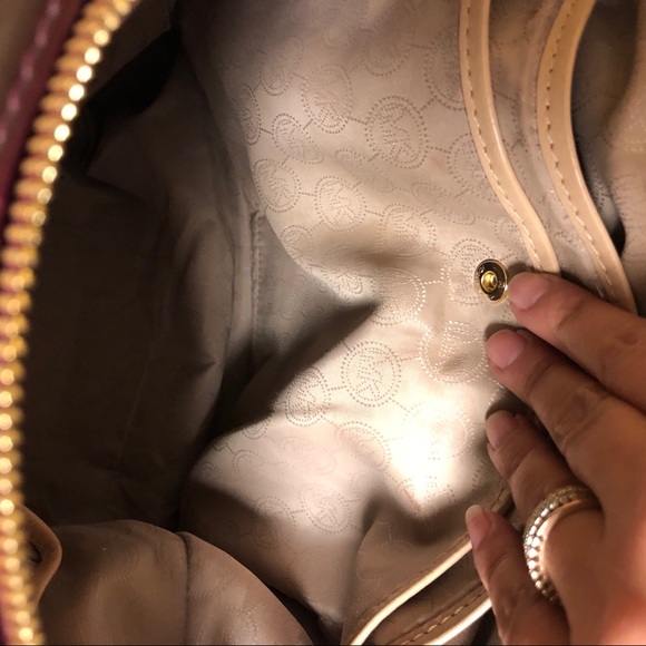 Gorgeous Red/Burgundy Large Michael Kors Purse - Picture 8 of 12